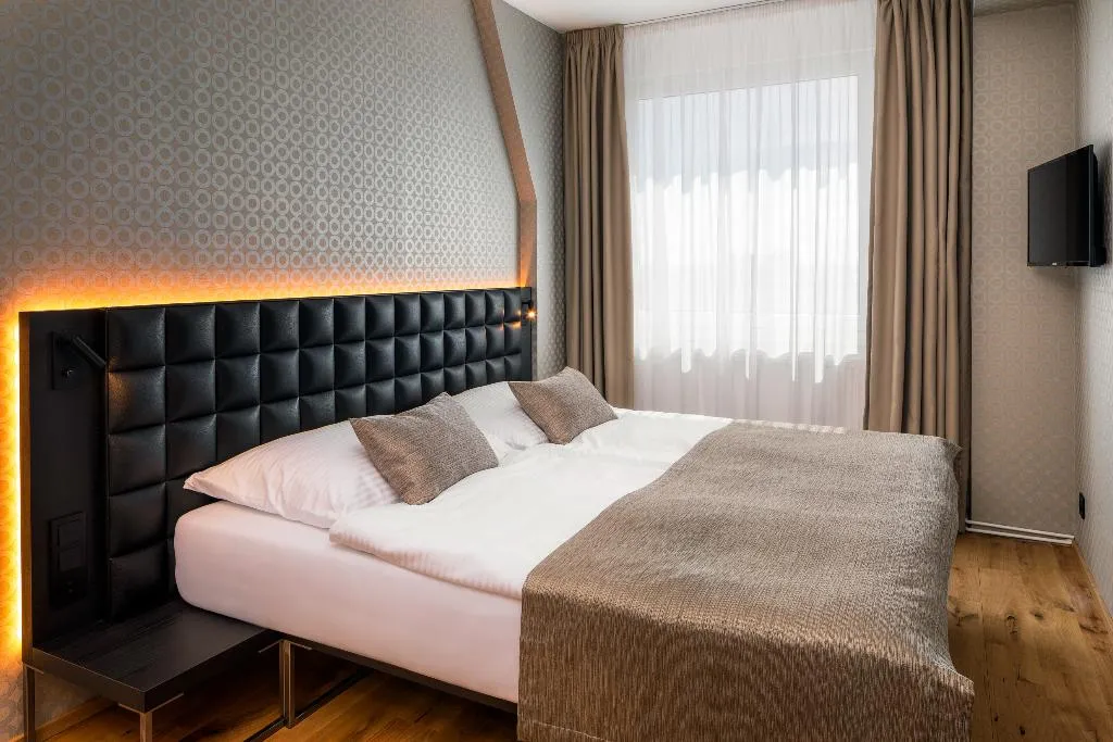 Double or Twin STANDARD Room, Aida, Prague
