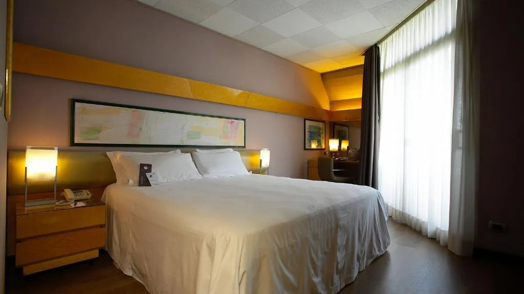 Room, Four Points by Sheraton Catania Hotel & Conference, Catania