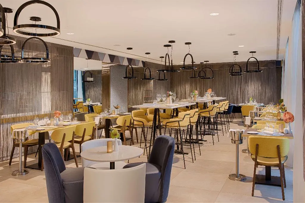 Restaurant, Avani Rio Novo Venice Hotel, Venice