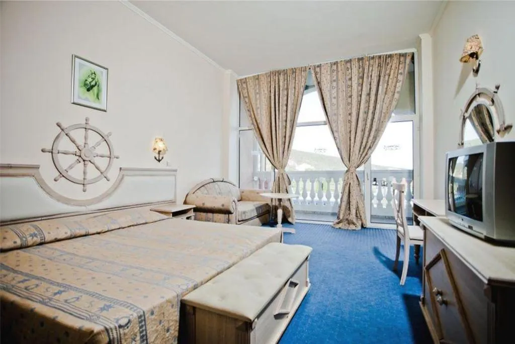 Room, Royal Park, Bourgas