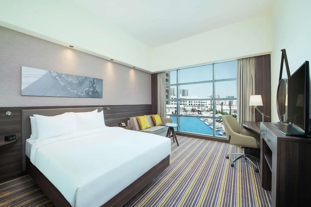 Room, Hampton by Hilton Dubai Airport, Dubai