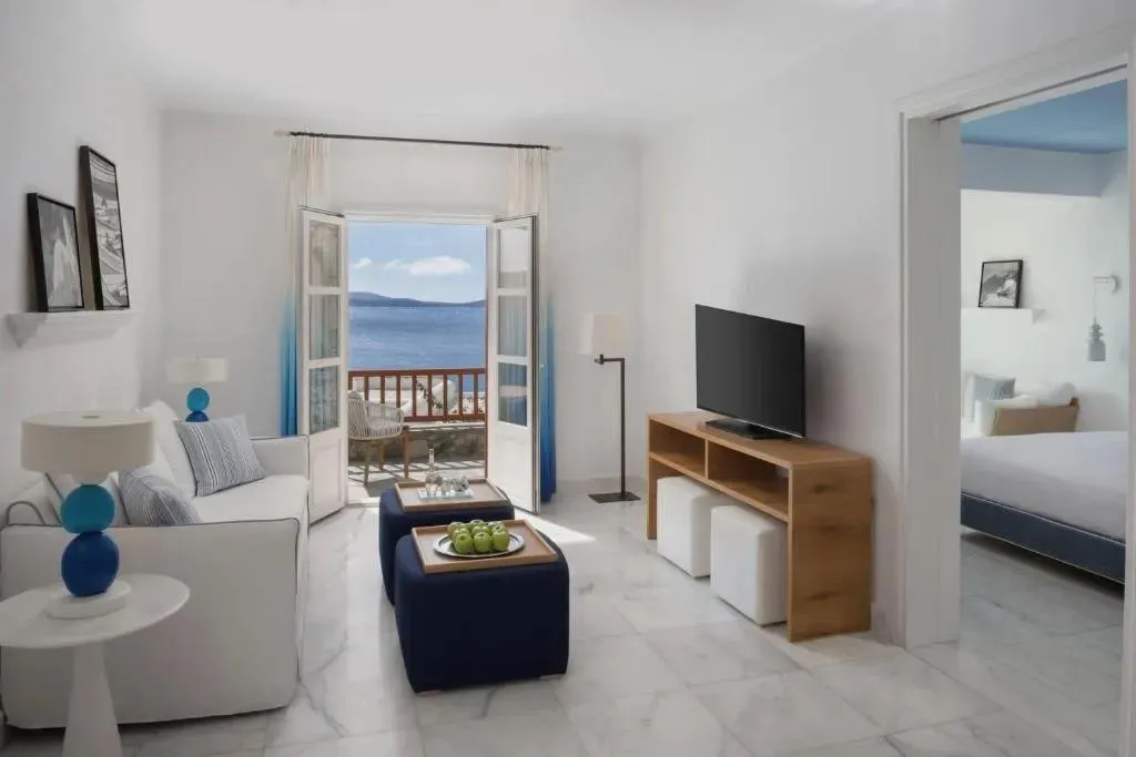 SUITE PREMIUM SEA VIEW Room, Mykonos Grand Hotel & Resort, Mykonos