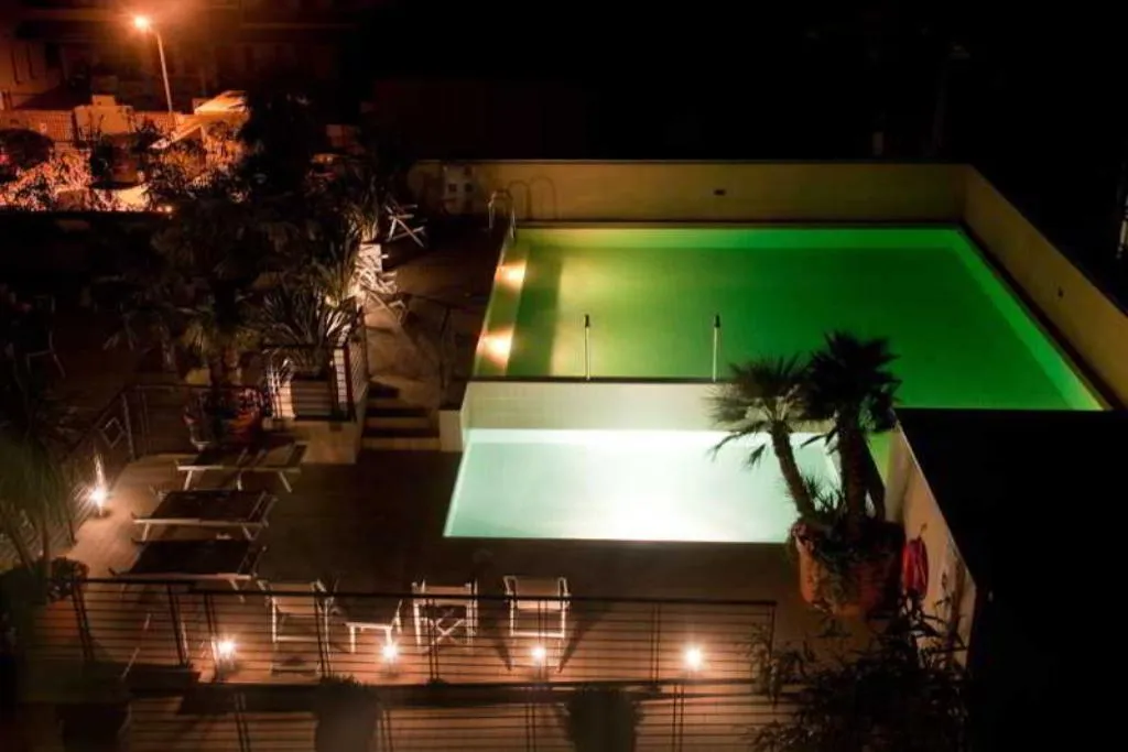 Pool, Eden Hotel, Venice