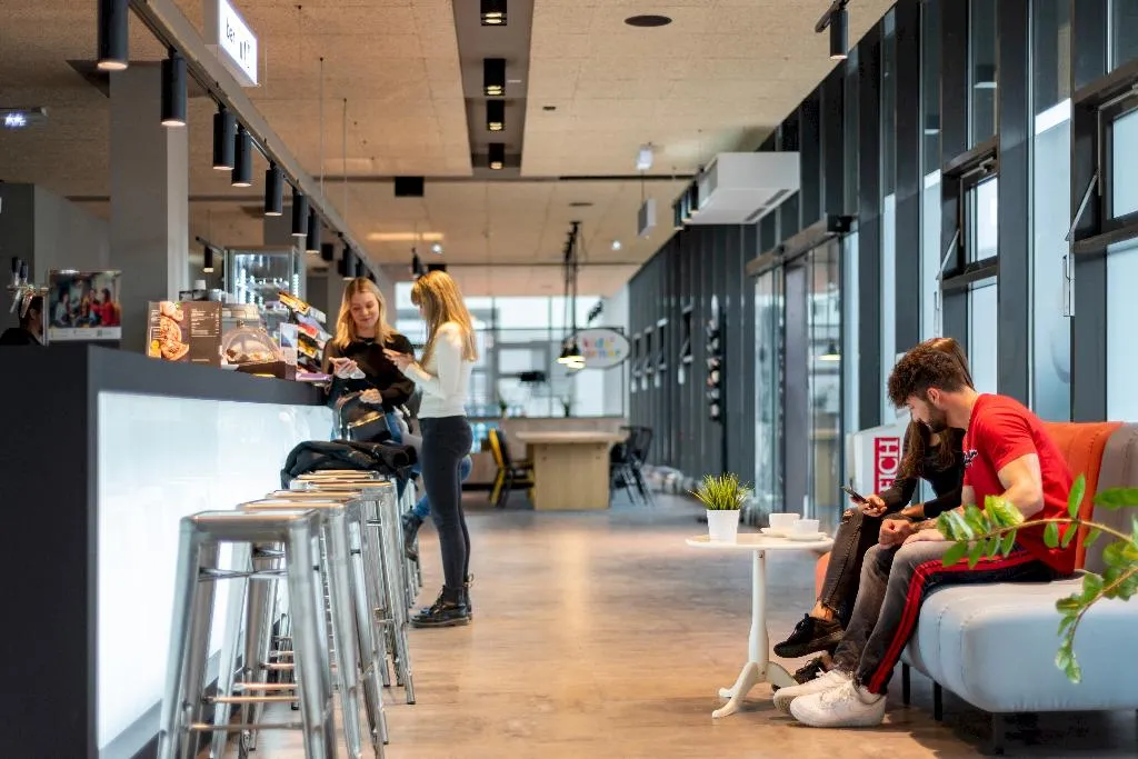 Bar, a&o Graz Hauptbahnhof, Graz