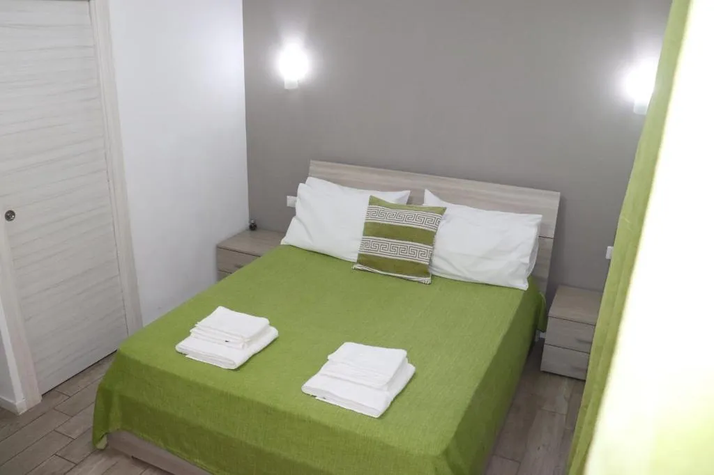 Room, Lotus Roma, Rome