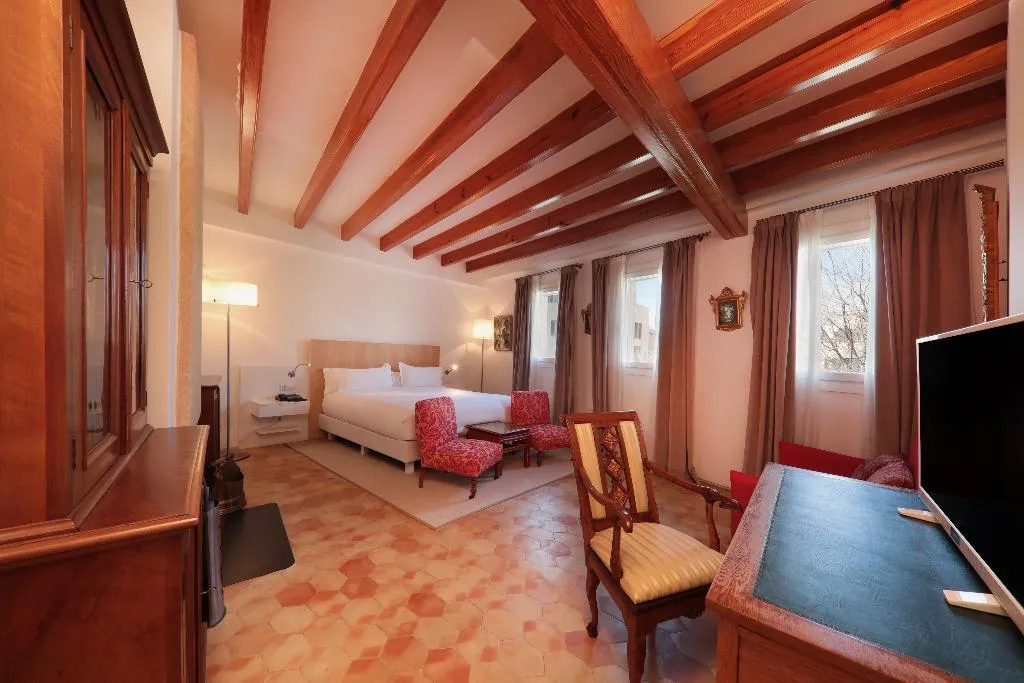 Double or Twin DELUXE Room, Ah Art Hotel Palma, Majorca