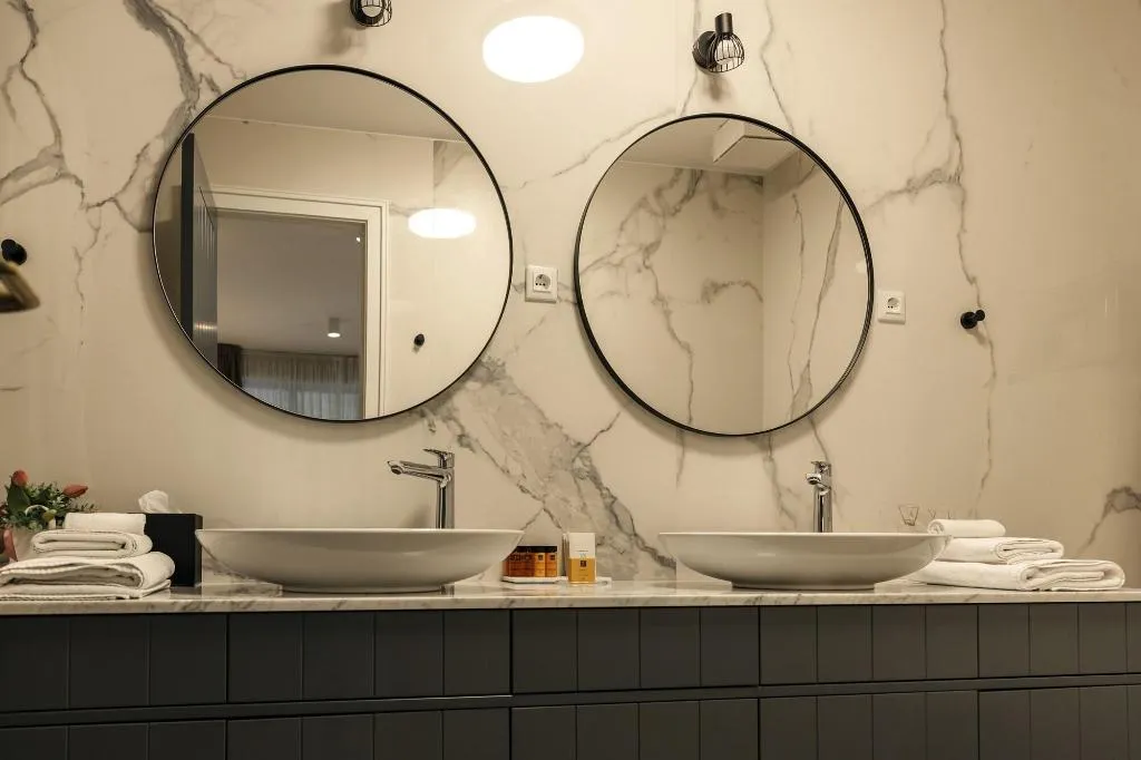 Room, Armerun Heritage Hotel & Residences, Split