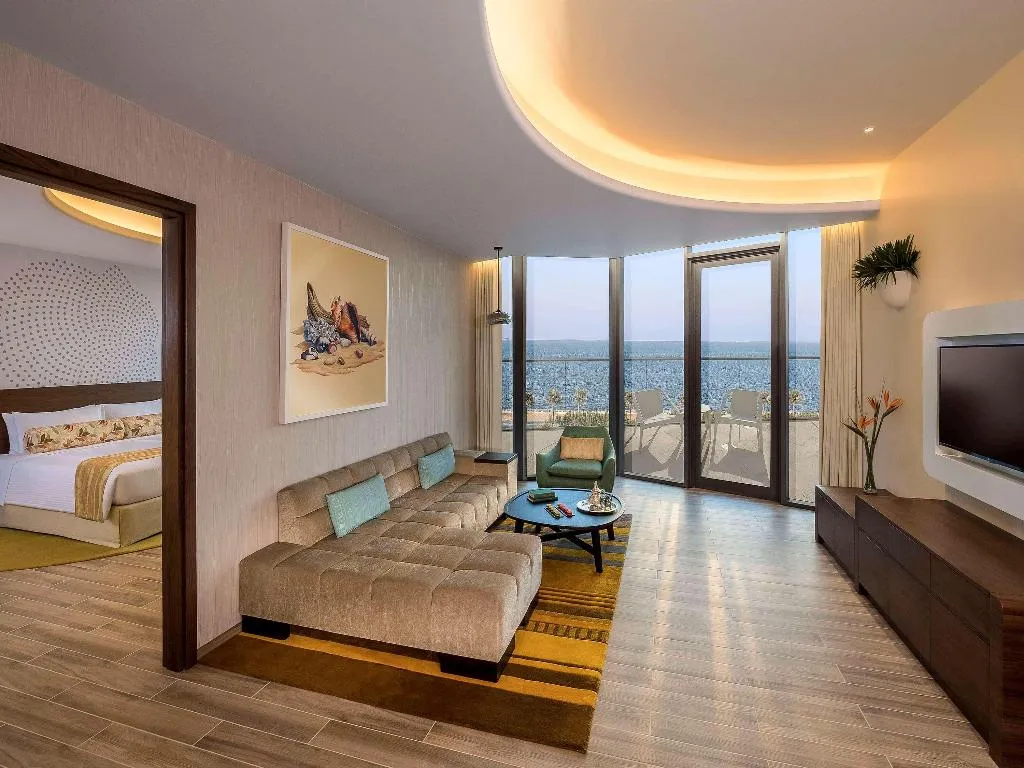 SUITE EXECUTIVE KING BED Room, The Retreat Palm Dubai MGallery by Sofitel, Dubai