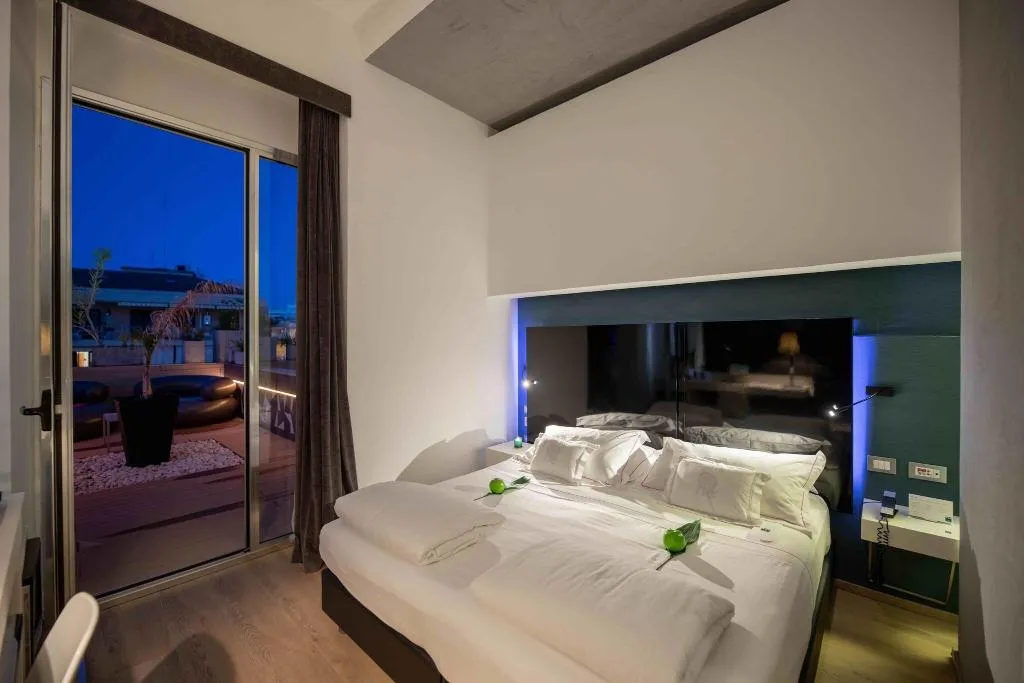 JUNIOR SUITE WITH DOUBLE BED Room, UNA Hotel One Spa&Wellness, Catania