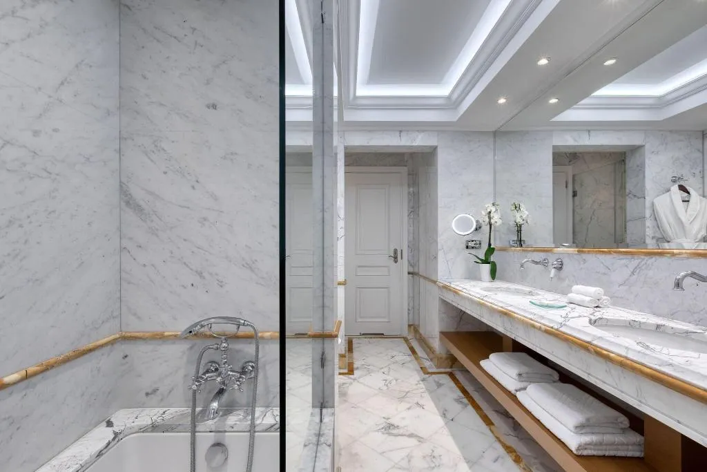 Room, King George A Luxury Collection Hotel, Athens