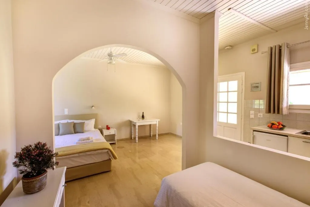 STUDIO SUPERIOR Room, Paradise Village, Corfu