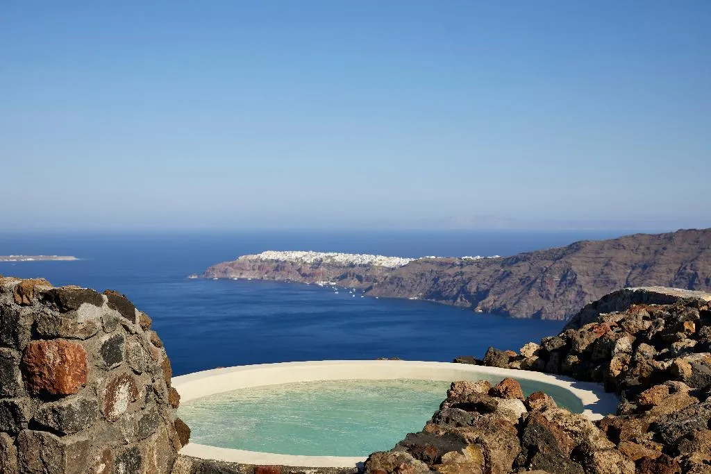 General view, White Pearl Cavalieri, Santorini