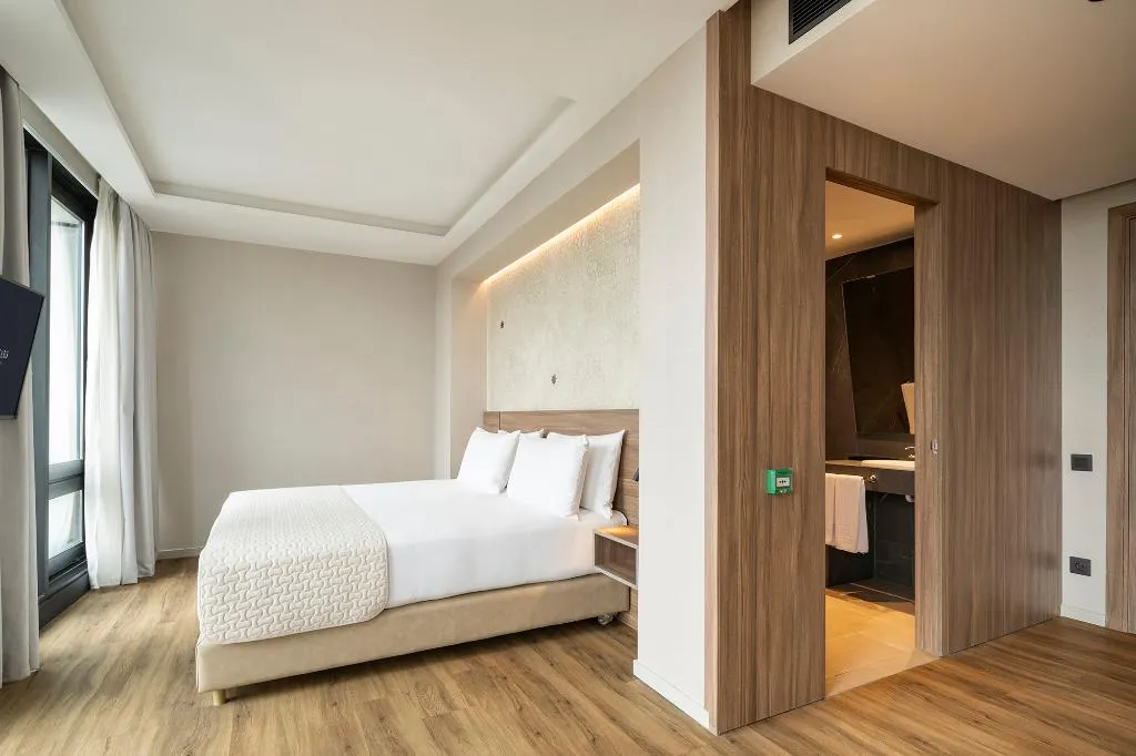 DOUBLE SINGLE USE DELUXE Room, Eurostars Casa Anfa, Casablanca