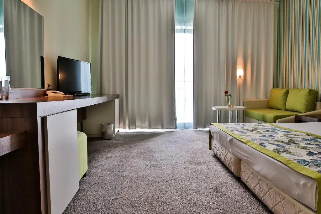 DOUBLE SUPERIOR Room, Park hotel Golden Beach, Varna