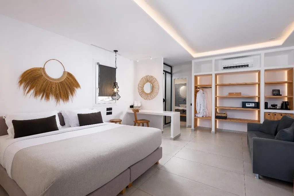 SUITE HONEYMOON Room, Oliving Mykonos Suites, Mykonos