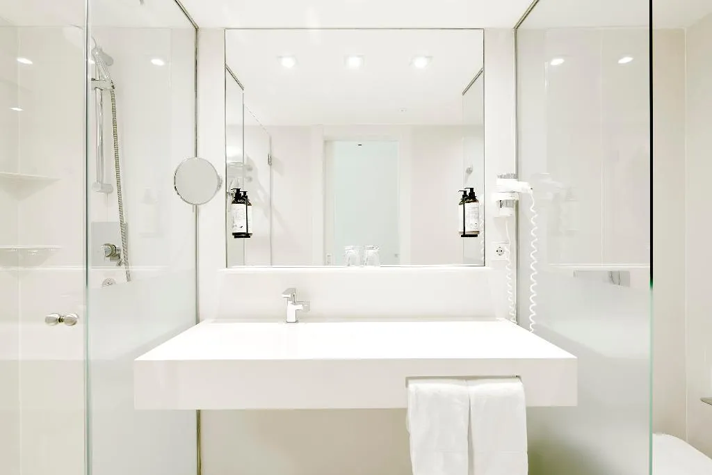 Double or Twin STANDARD Room, Iberostar Waves Cristina, Majorca