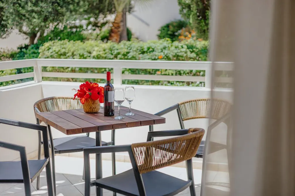 STUDIO STANDARD Room, Melissi Beach Hotel & Spa, Cyprus