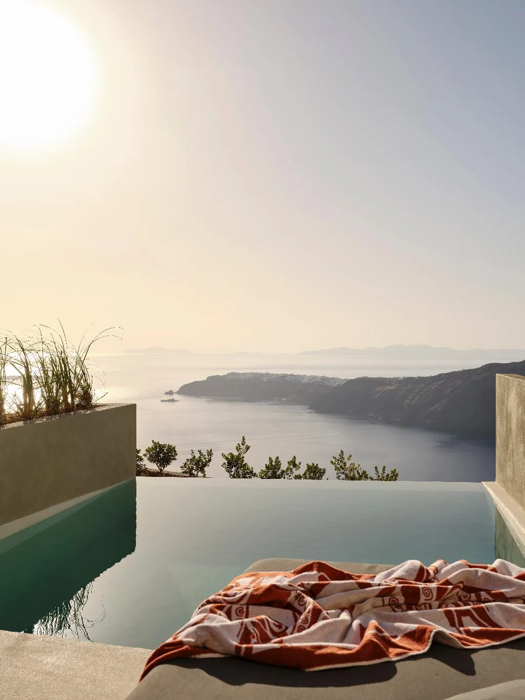 SUITE STANDARD Room, Andronis Concept, Santorini