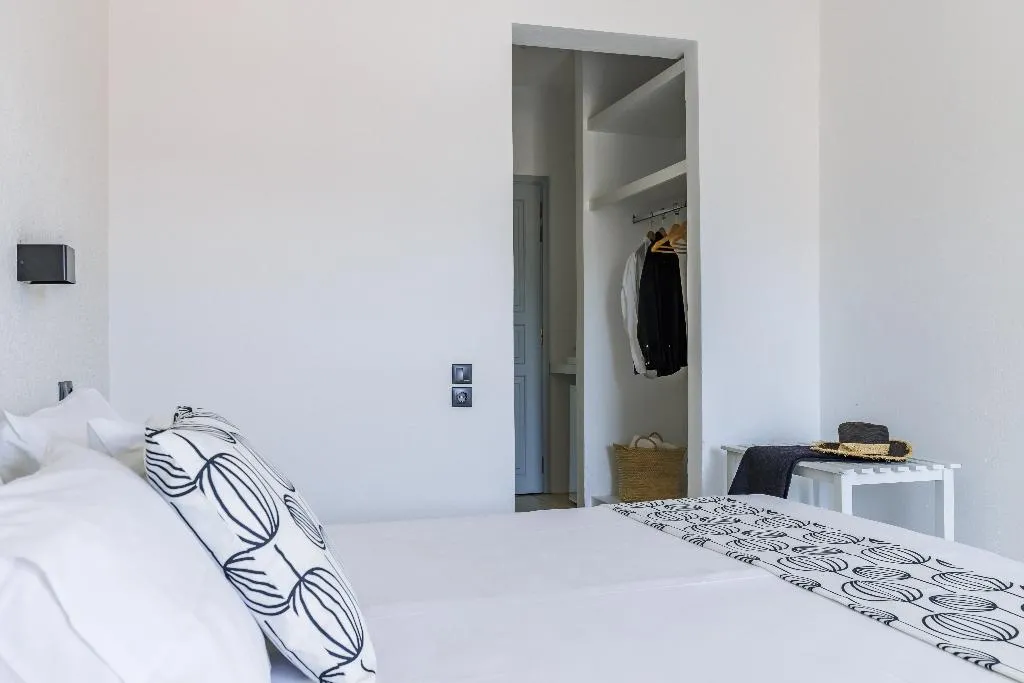Double or Twin SIDE SEA VIEW Room, Aperitton, Skiathos