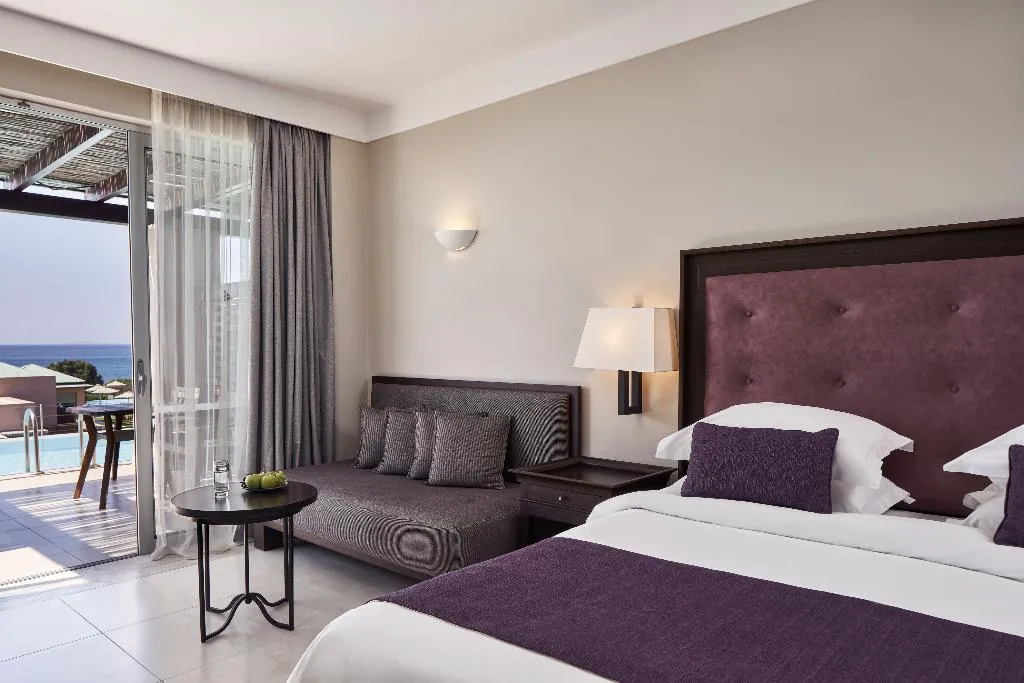 Double or Twin WITH PRIVATE POOL Room, Atlantica Belvedere Resort, Kos