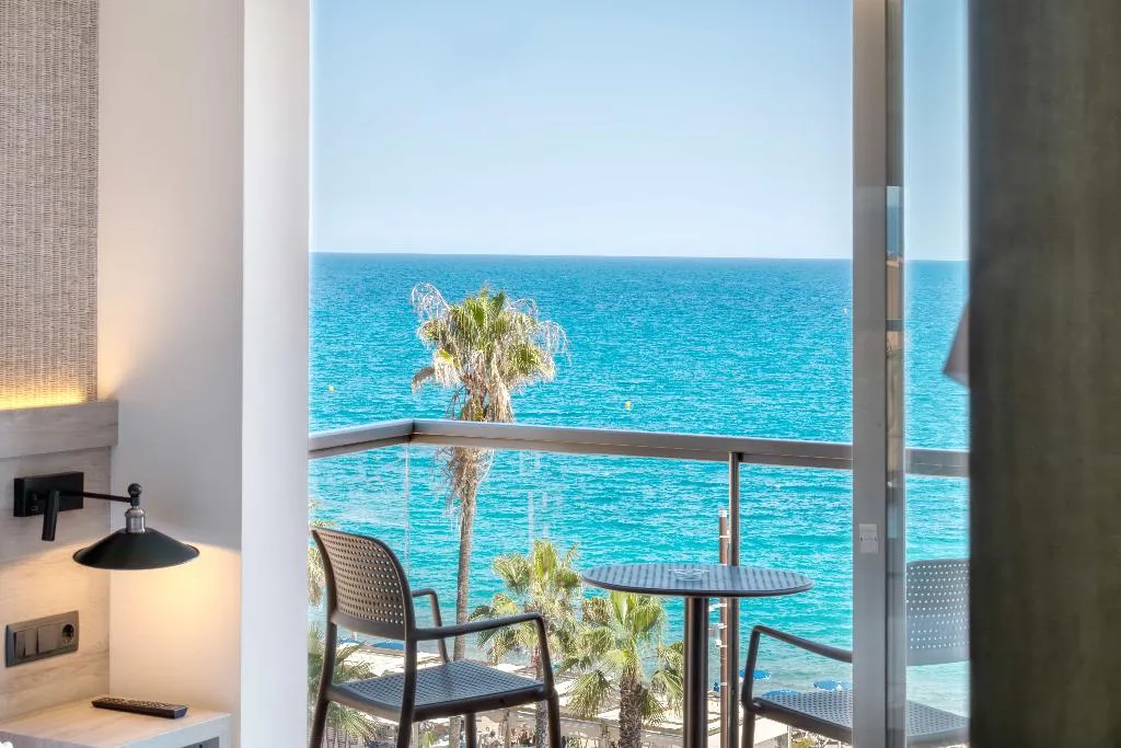 Room, Metropol Hotel, Costa Brava