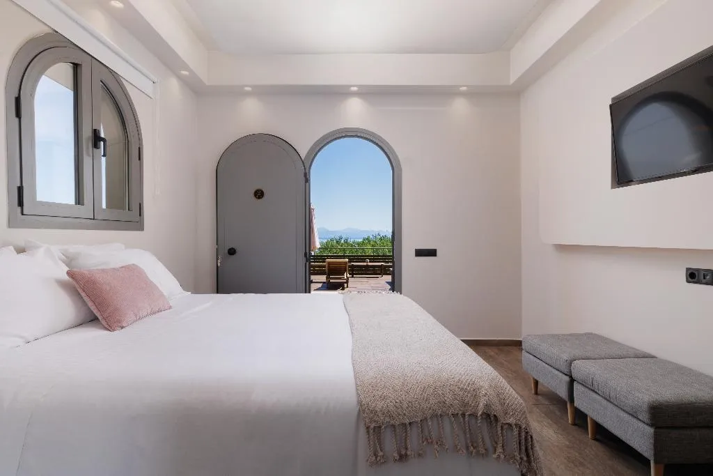 STUDIO COMFORT Room, The Summit Escape, Corfu