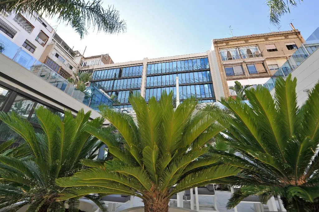Pool, Hotel Indigo Barcelona Plaza Catalunya, Barcelona