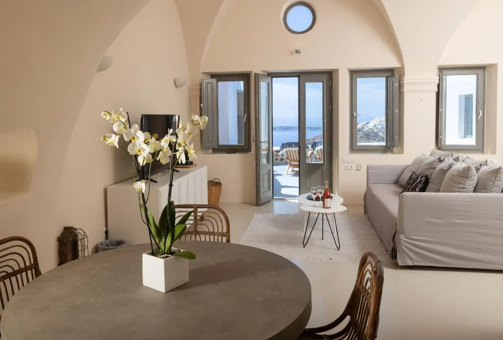 VILLA SEA VIEW Room, IKIES Santorini, Santorini