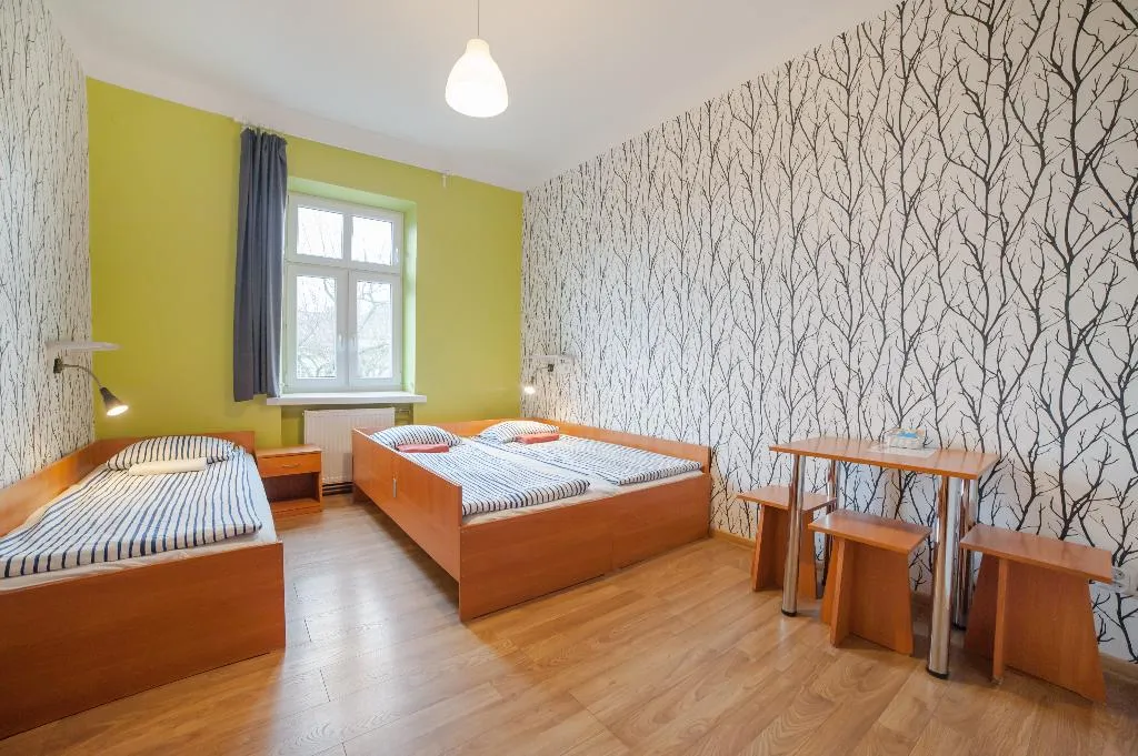DOUBLE WITH SHARED BATHROOM Room, Hostel Atlantis Kraków, Krakow
