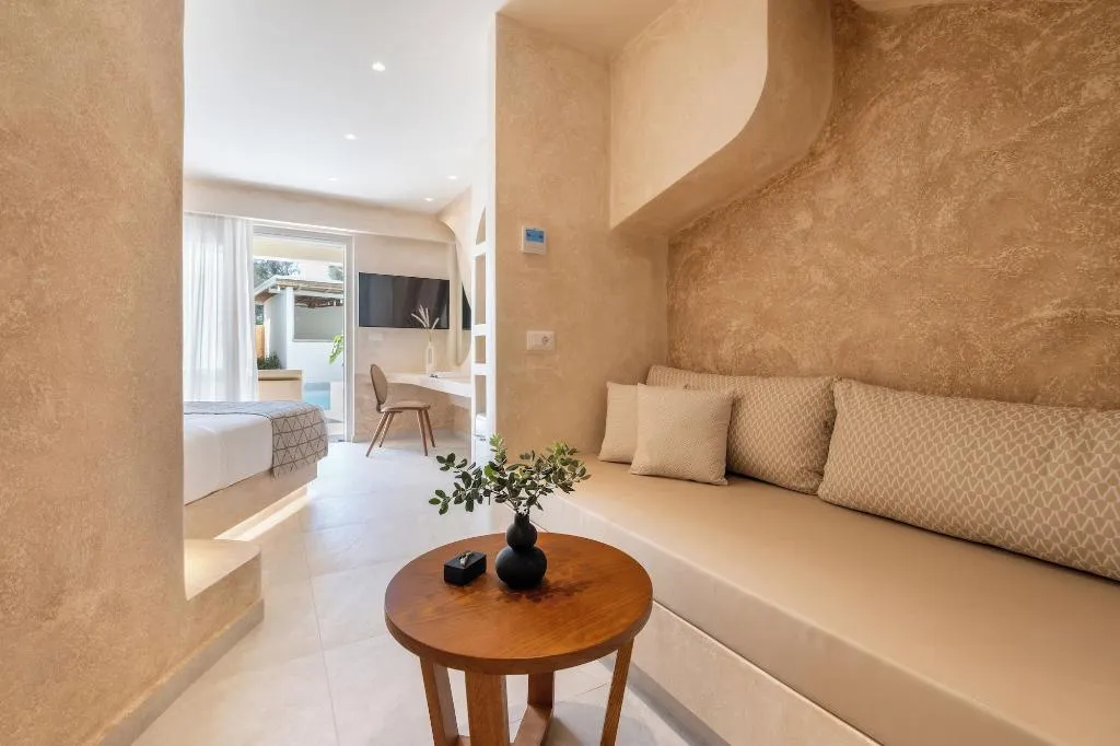 Room, Heyday Luxury Suites, Santorini