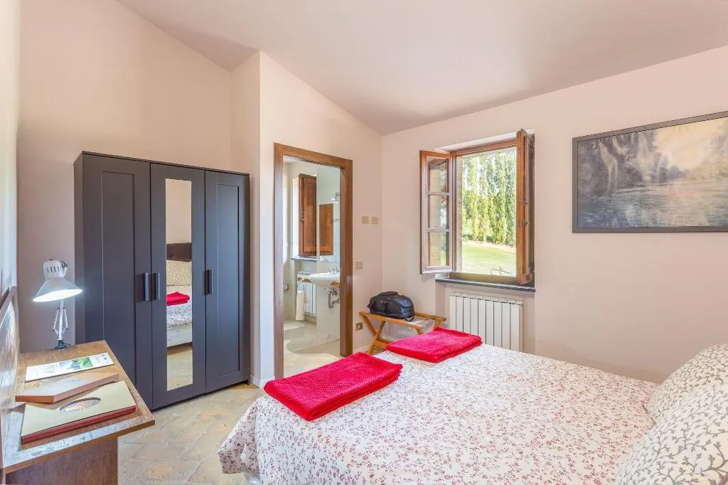 Double or Twin STANDARD Room, Gh Borgo Pulciano Agriturismo, Perugia
