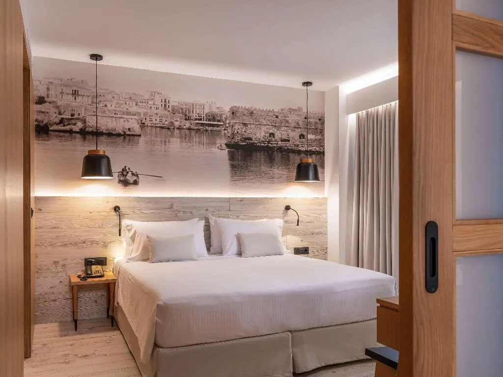 FAMILY ROOM STANDARD Room, Ibis Styles Heraklion Central, Crete