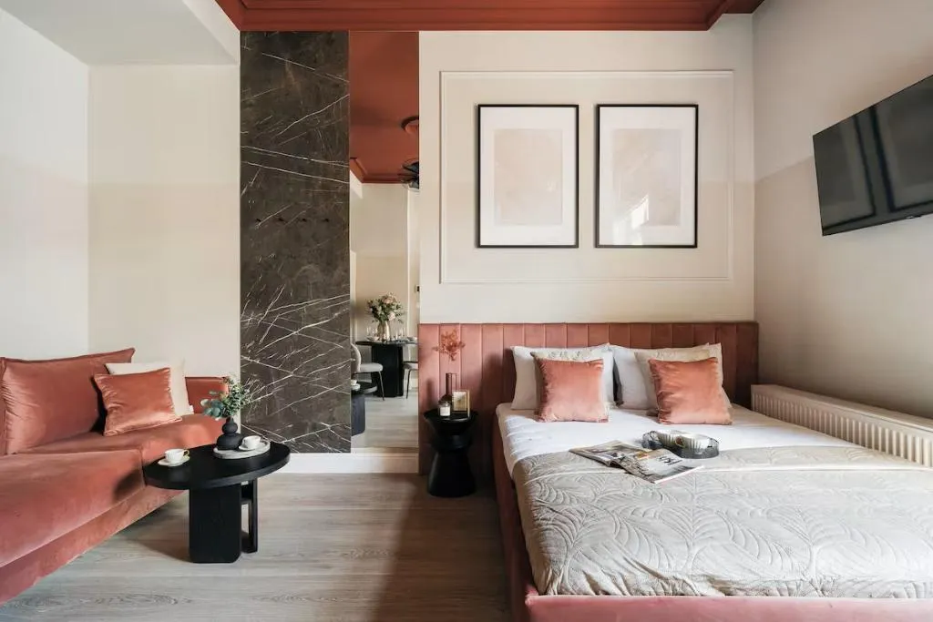 APARTMENT DELUXE PREMIUM Room, The Garden Collection, Krakow