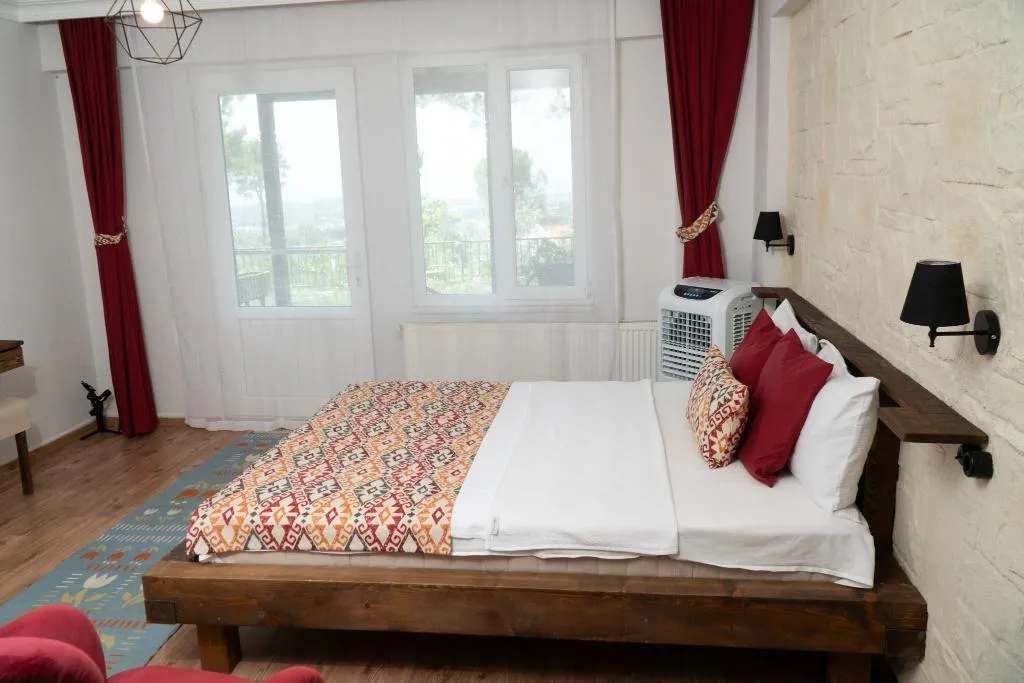 TRIPLE SEA VIEW Room, Sari Konak Butik Otel, Izmir
