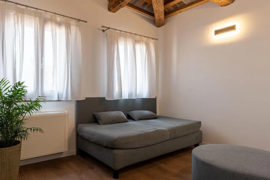Room, La Finestra sulle Beccarie, Venice