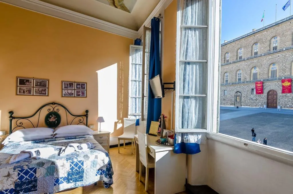 Room, Il Pitti Soggiorno, Florence