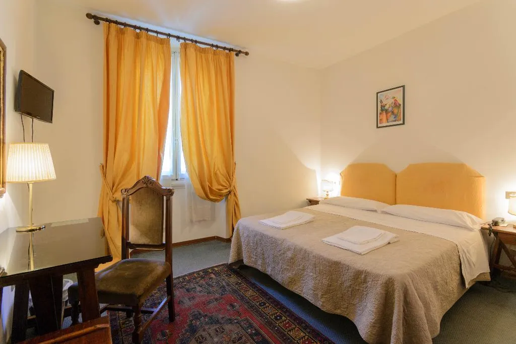 DOUBLE CLASSIC Room, Hotel Rex, Florence