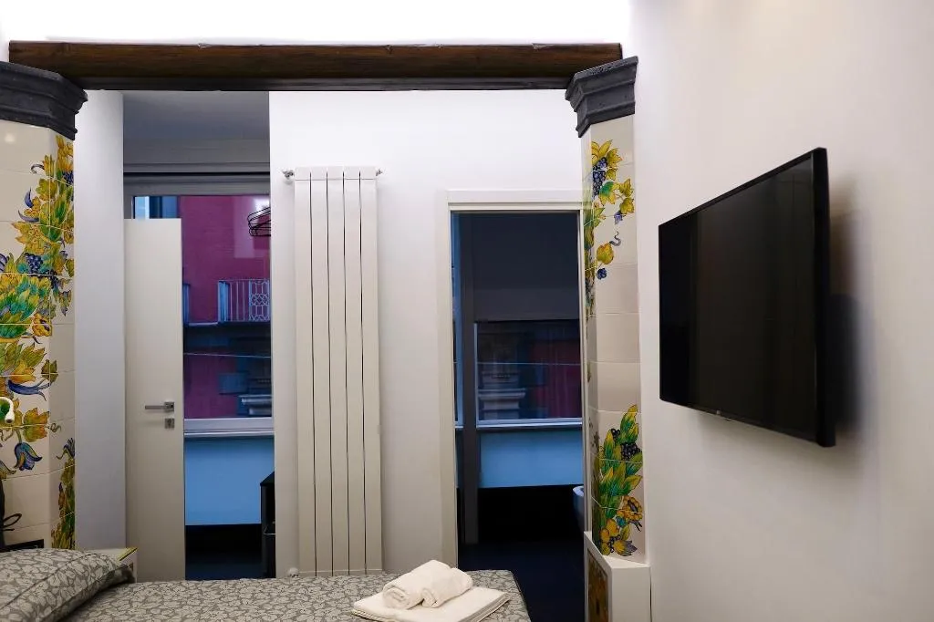 Room, The Boutique Napoli Suite, Naples