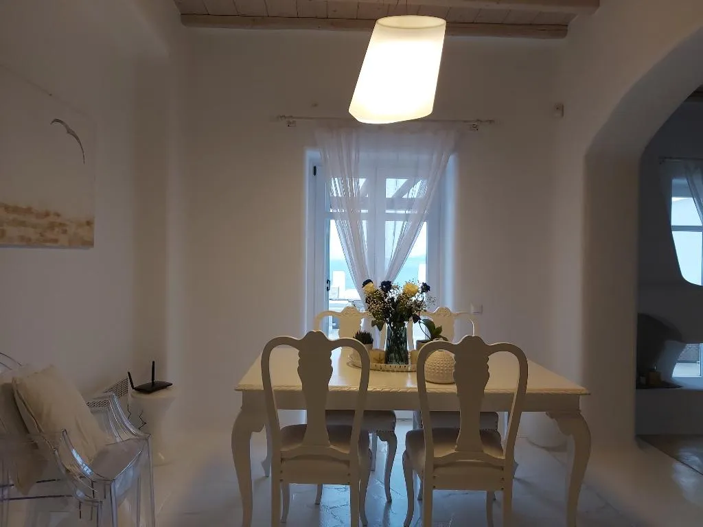 VILLA CLASSIC Room, White Rock Suites & Villas, Mykonos