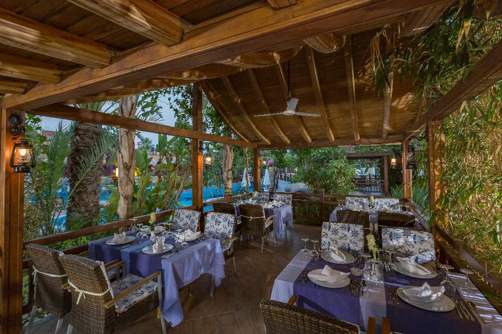 Restaurant, Royal Dragon Hotel, Antalya