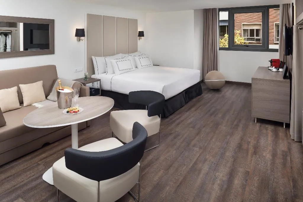 Double or Twin CONNECTING ROOM Room, Melia Madrid Serrano, Madrid