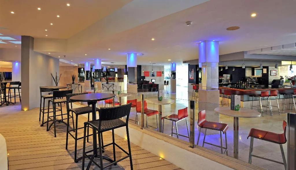 Restaurant, Sol Barbados, Majorca