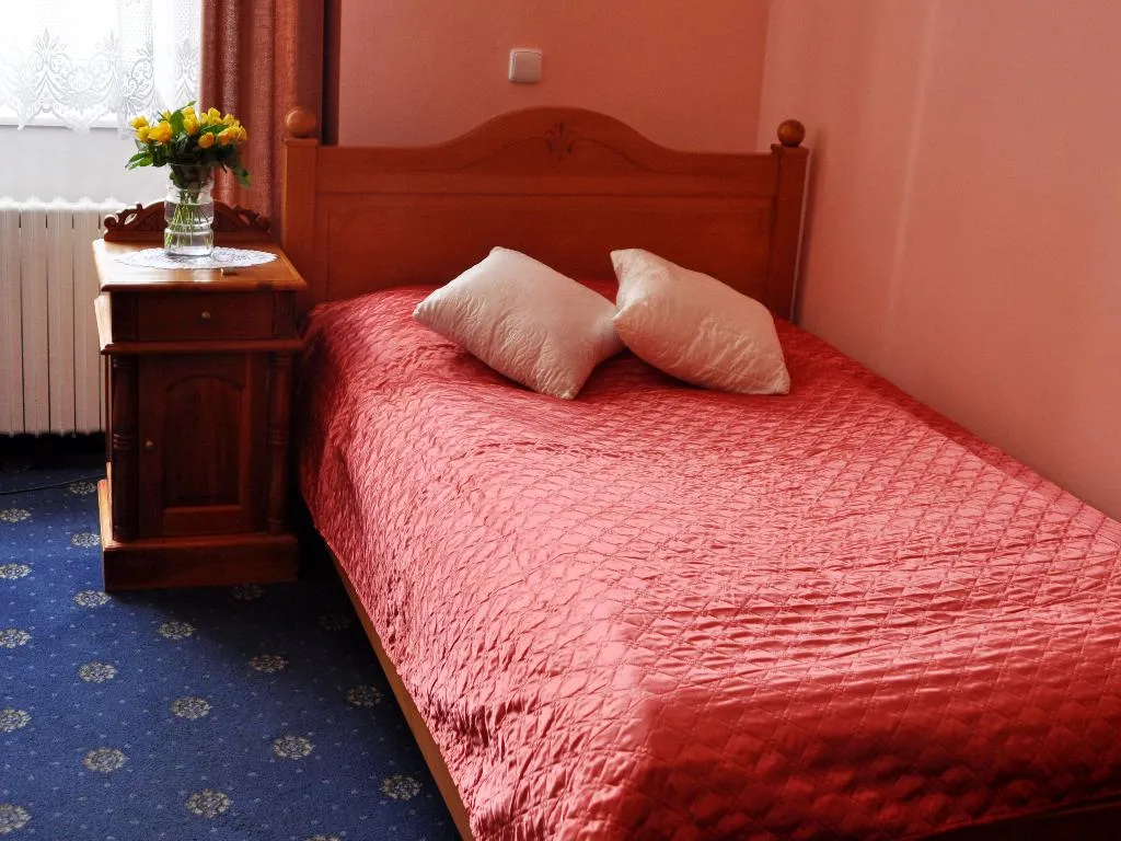 SINGLE STANDARD Room, Hotel Opera Prague, Prague