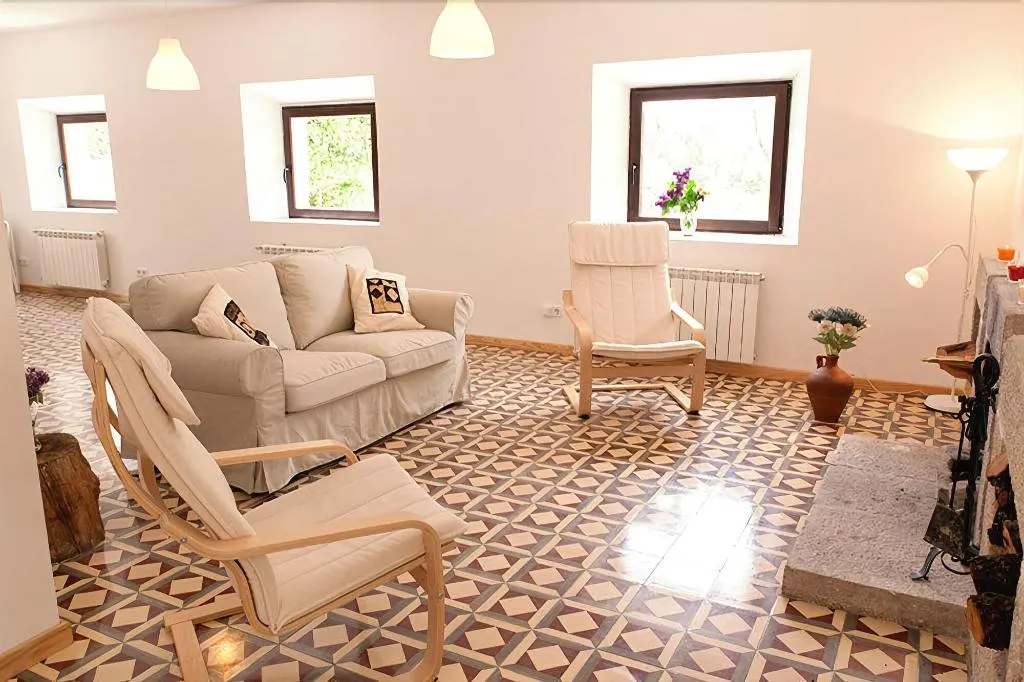 Room, Huerto San Antonio, Madrid