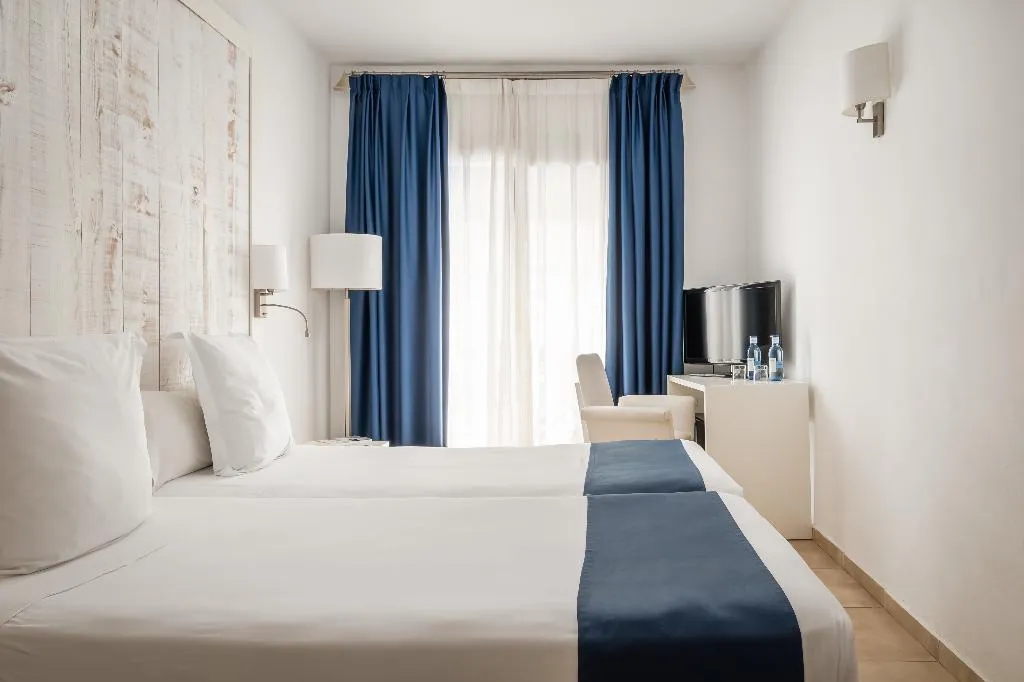 Double or Twin STANDARD Room, Medium Sitges Park, Costa Brava