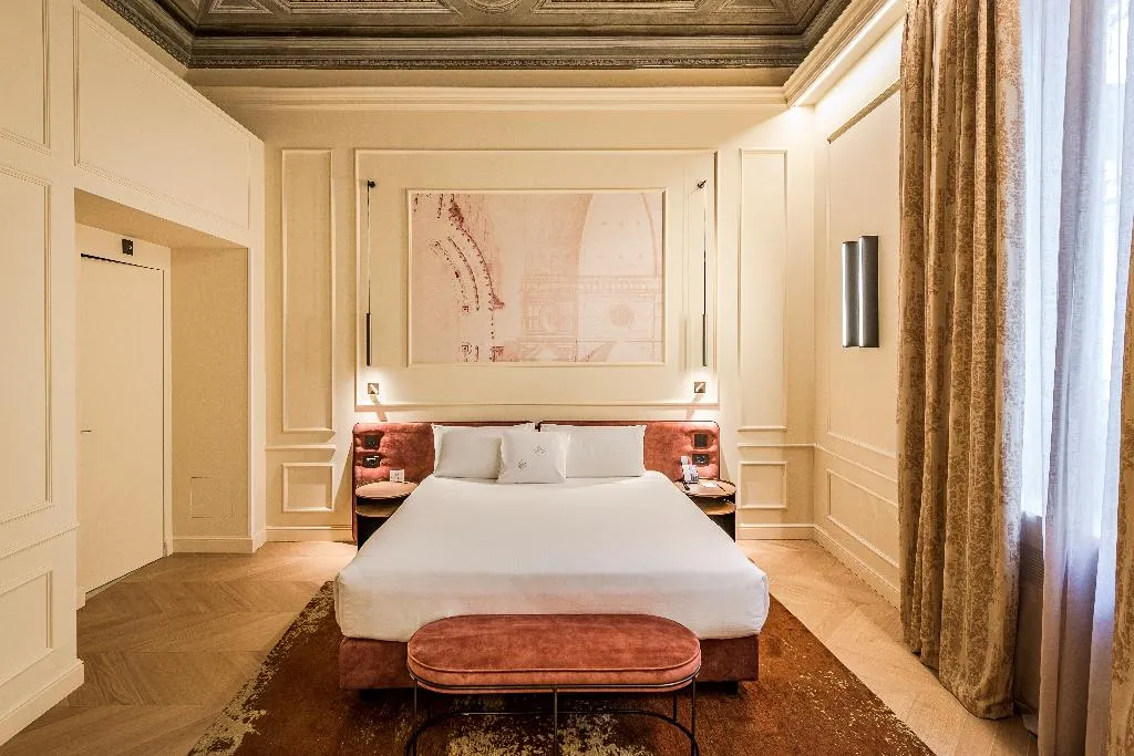 JUNIOR SUITE DELUXE Room, Palazzo Montebello, Florence