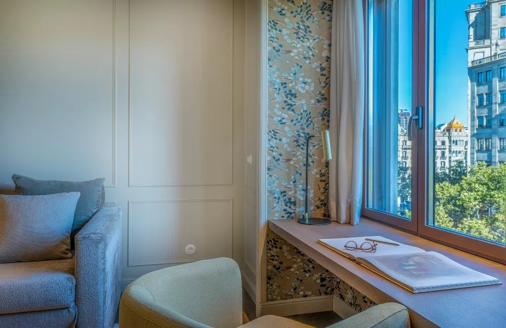JUNIOR SUITE WITH VIEWS Room, El Avenida Palace, Barcelona