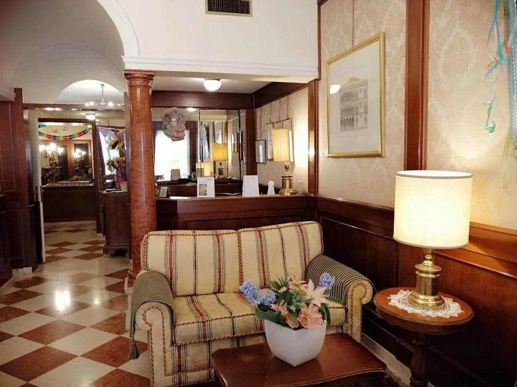 Lobby, Falier, Venice