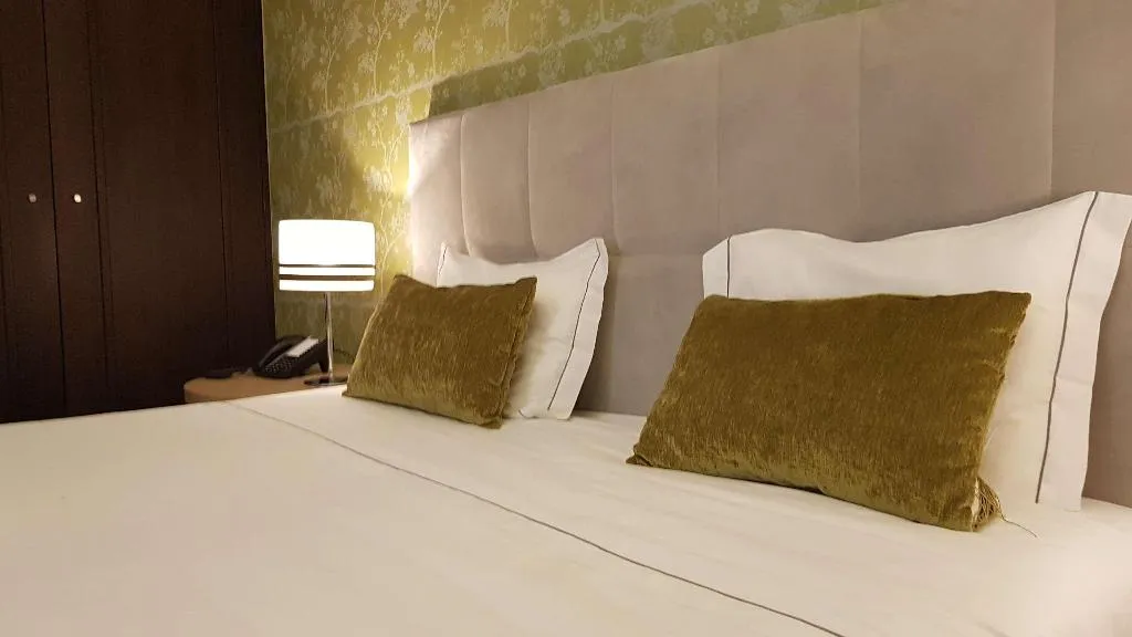 Room, Santa Cruz Village Hotel, Madeira