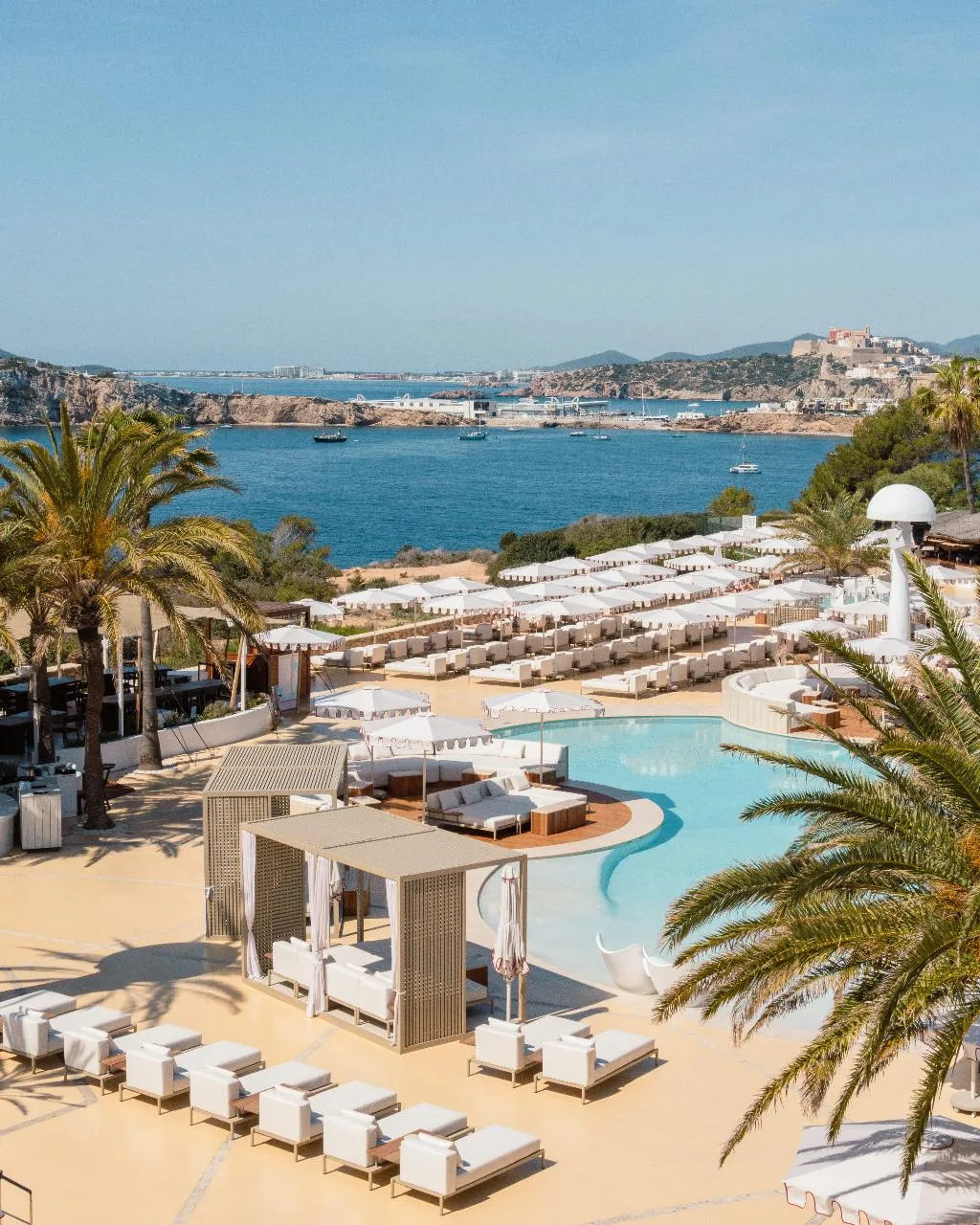 Pool, Destino Five Ibiza 5 Grand Luxe Resort, Ibiza